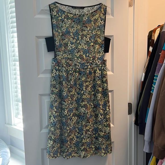 Zara floral fit and flare multi colored sleeveless Dress - Picture 3 of 8